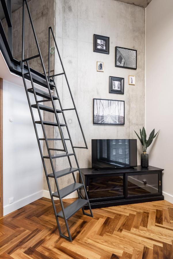 Dream Stay - Modern City Centre Lofts With Self Check-In 탈린 외부 사진