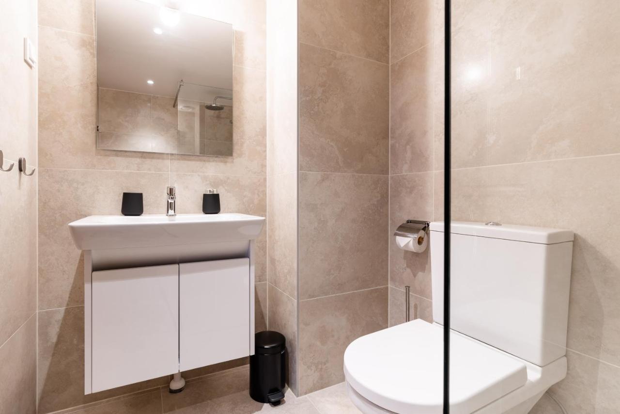 Dream Stay - Modern City Centre Lofts With Self Check-In 탈린 외부 사진